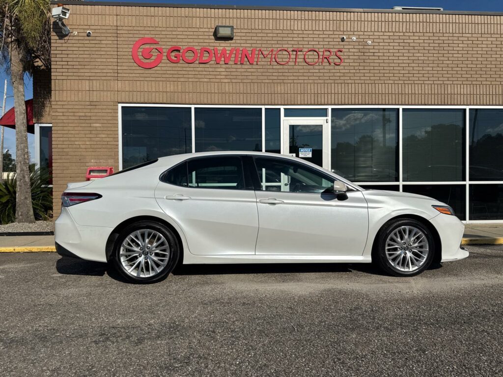 2018 Toyota Camry XLE