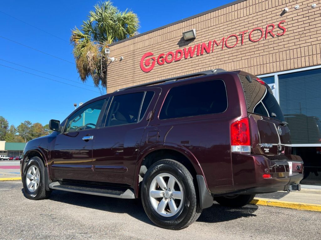 2015 Nissan Armada SV