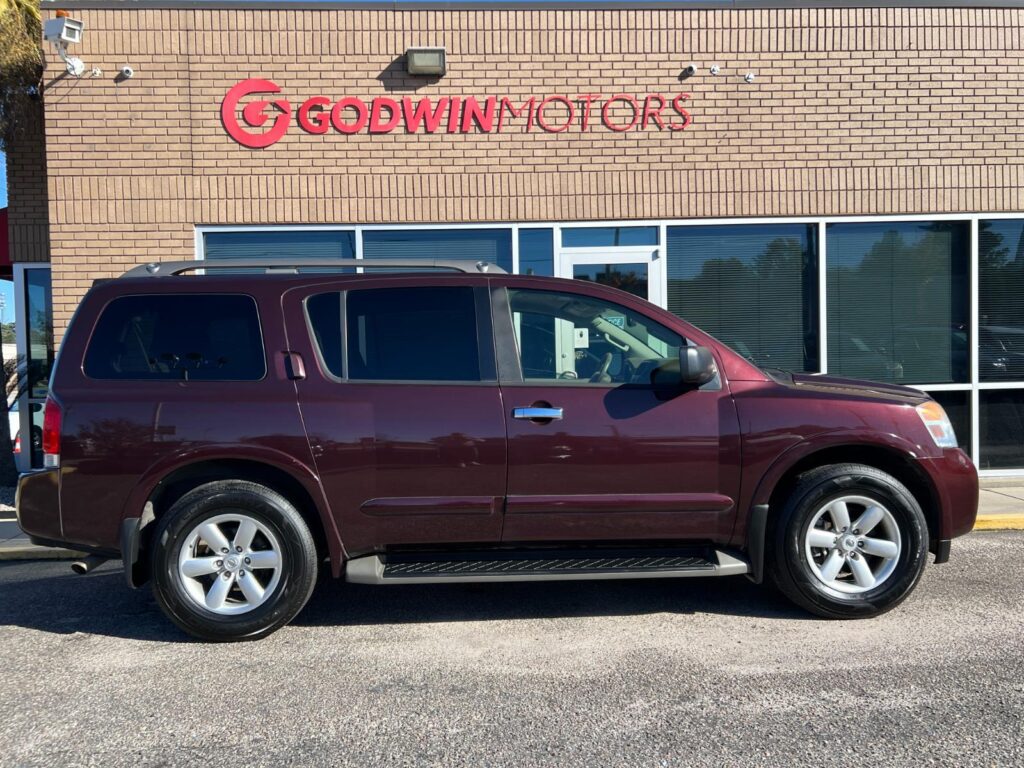 2015 Nissan Armada SV